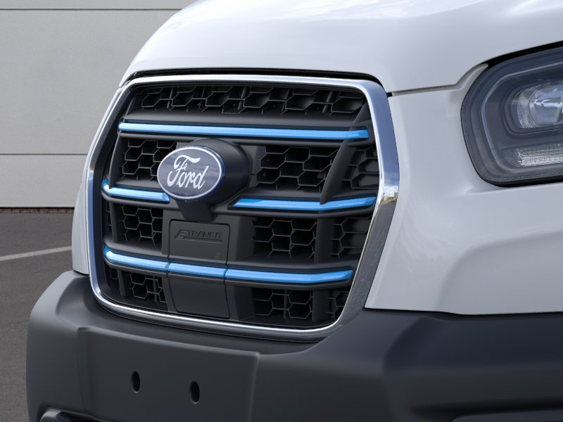 New 2026 Oxford White Ford Cargo Van image 17
