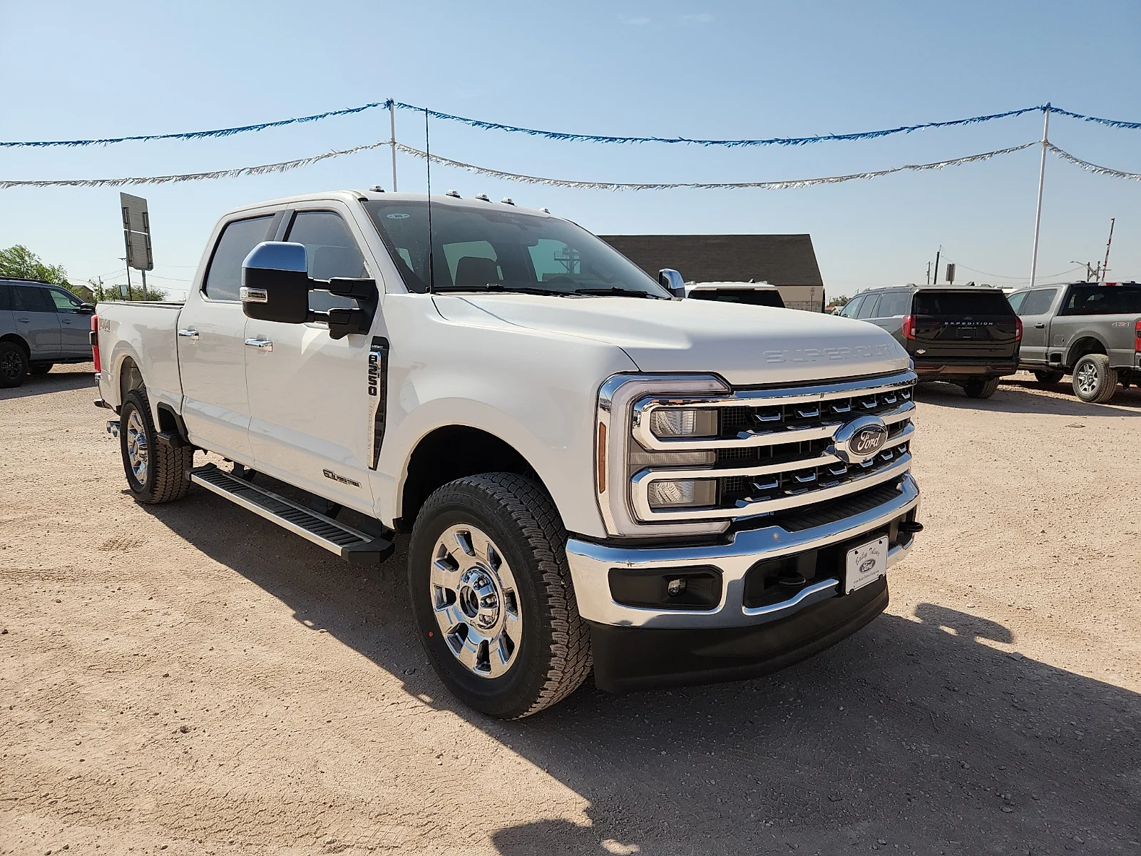 New 2026 Star White Metallic Tri-Coat Ford F-250® Lariat® image 1
