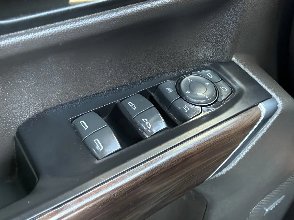 Used 2019 DARK SKY METALLIC GMC SLT image 15