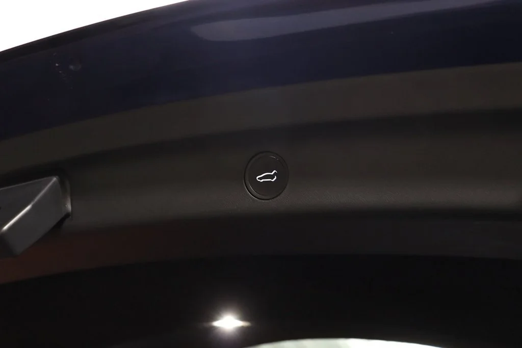 Used 2022 Deep Blue Metallic Tesla Long Range image 13