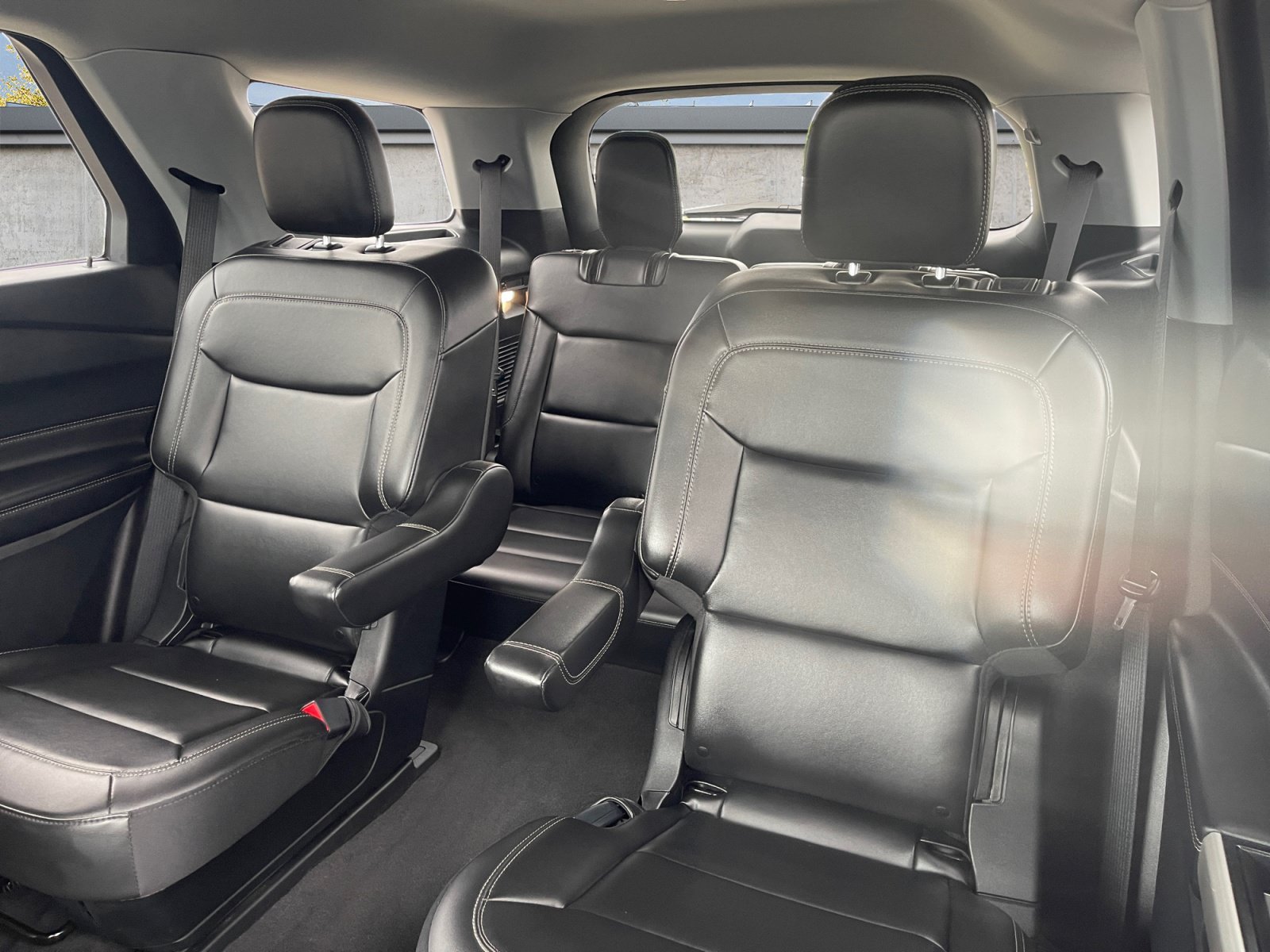 2022 Ford Explorer XLT - Photo 13