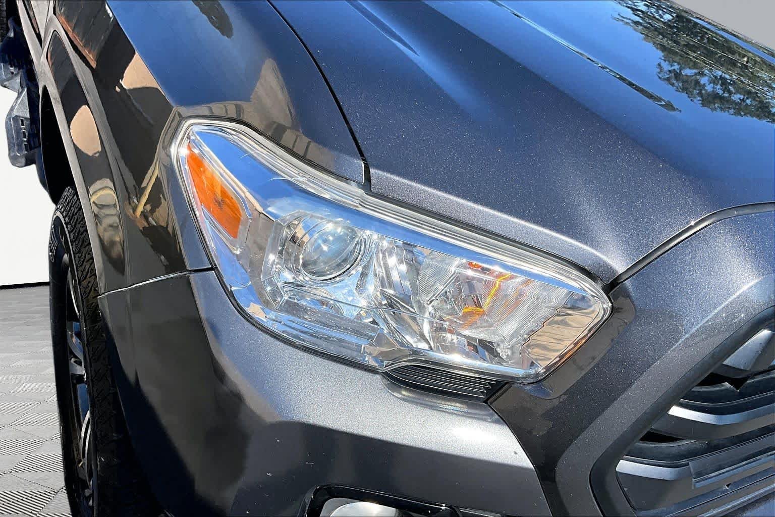 Used 2019 Magnetic Gray Metallic Toyota SR image 25