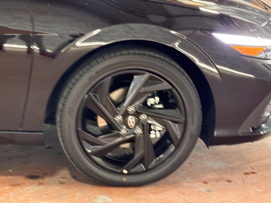 New 2026 Abyss Black Hyundai SEL Sport image 9