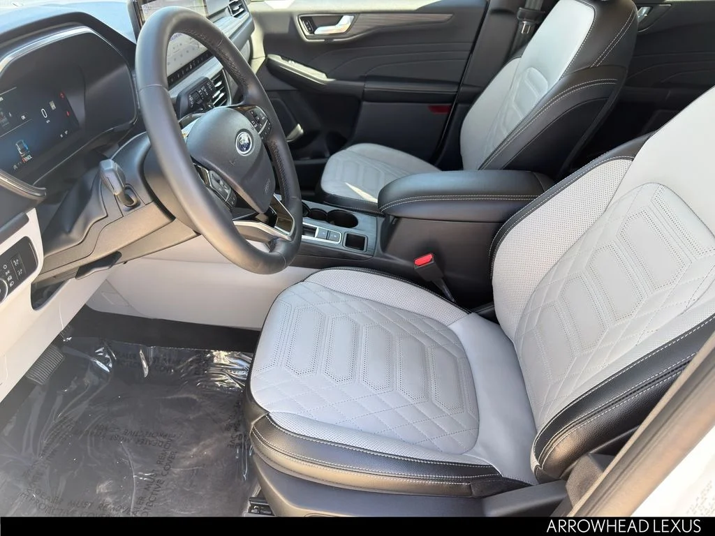Used 2023 White Ford Platinum image 14