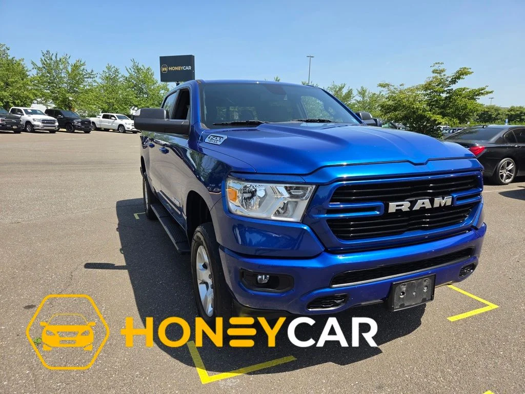2019 RAM 1500 Big Horn/Lone Star 4x4 Crew Cab 5'7's photo