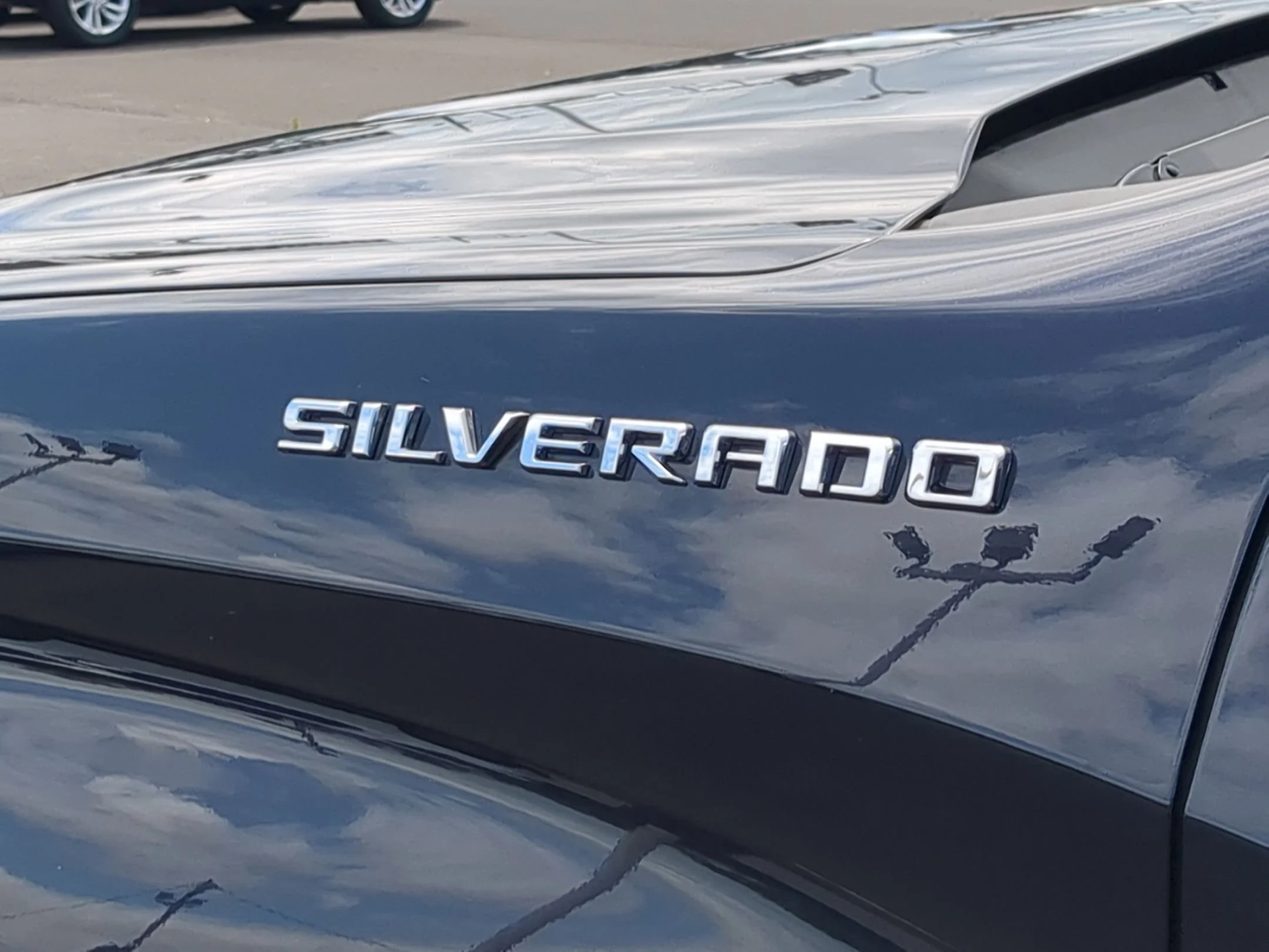 Used 2023 Dark Ash Metallic Chevrolet LT image 29