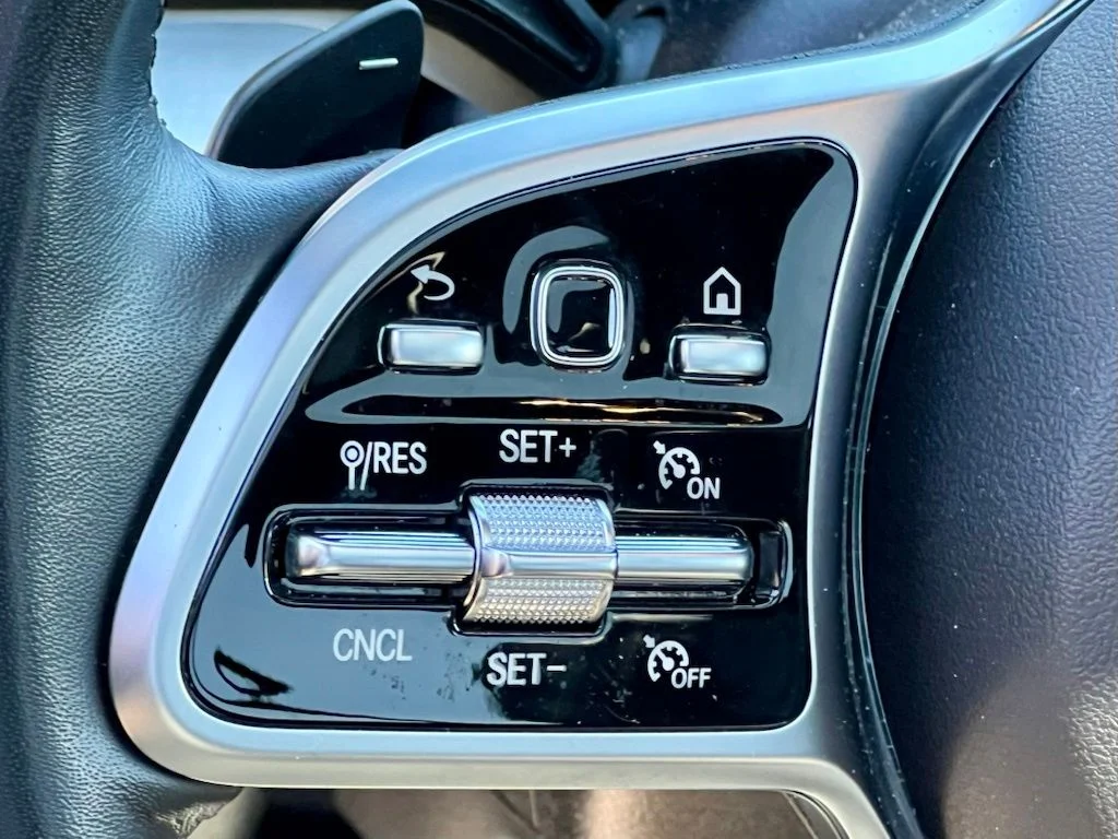 Certified Used 2023  Mercedes-Benz GLB 250 image 21