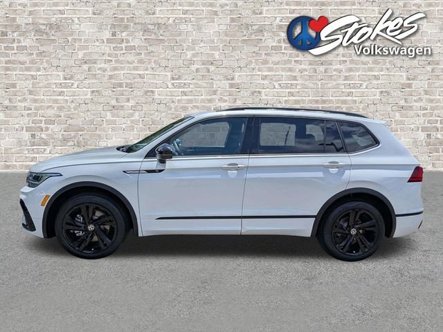 Used 2023 White Volkswagen 2.0T SE R-Line Black image 6