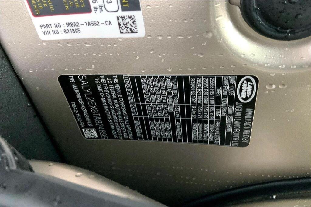 New 2026 Batumi Gold Premium Metallic Land Rover Dynamic SE image 27