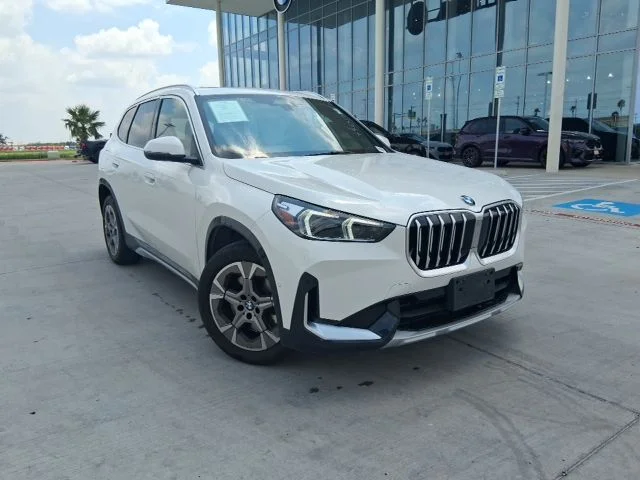 2025 BMW X1 xDrive28i's photo