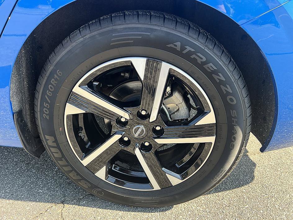 Certified Used 2025 Electric Blue Metallic Nissan SV image 10