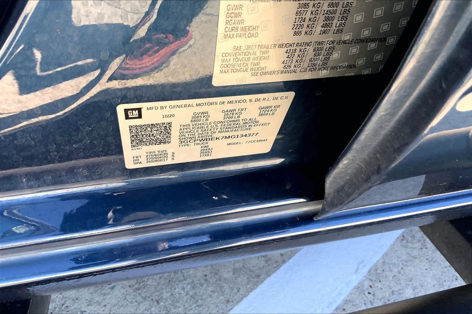 Used 2021 Northsky Blue Metallic Chevrolet Custom image 36