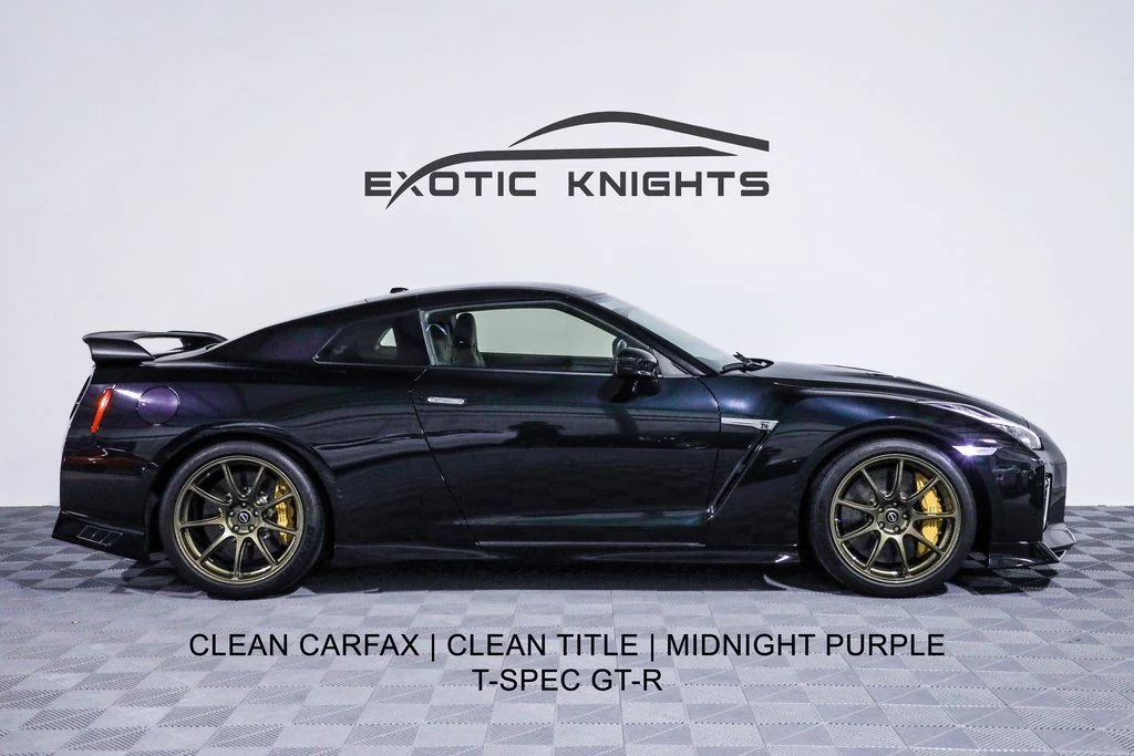 2021 Nissan GT-R Premium's photo