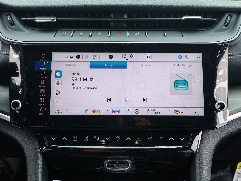 New 2026 Diamond Black Crystal Pearl-Coat Exterior Paint Jeep Limited image 28