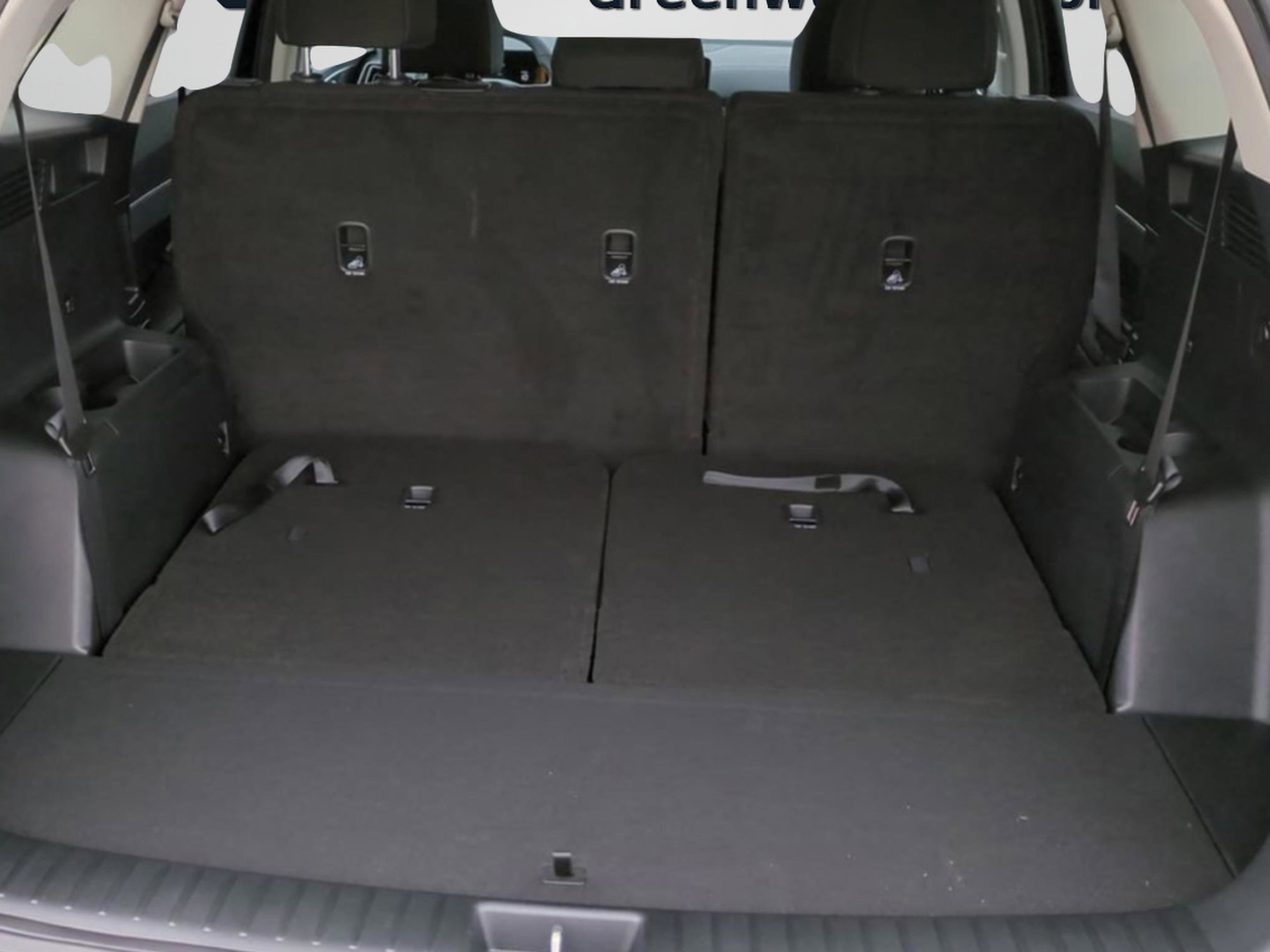 New 2026 Glacial White Pearl Kia LX image 14