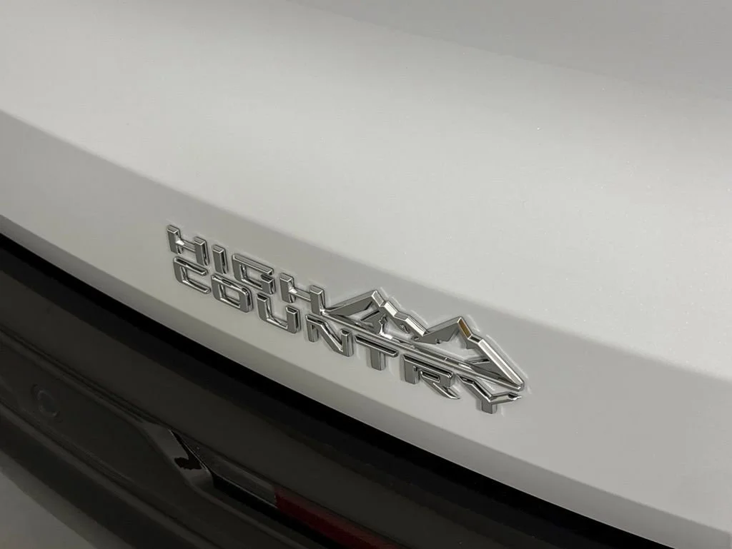 2026 Chevrolet Traverse High Country - Photo 17