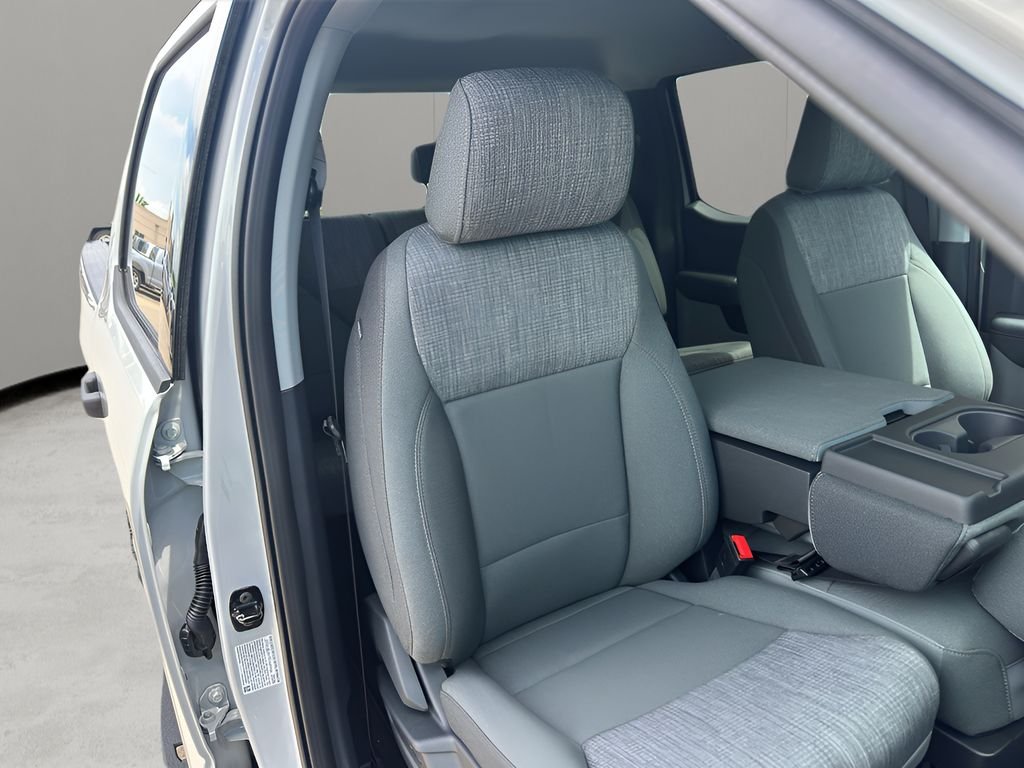 New 2026 Avalanche Ford F-250® XLT image 28