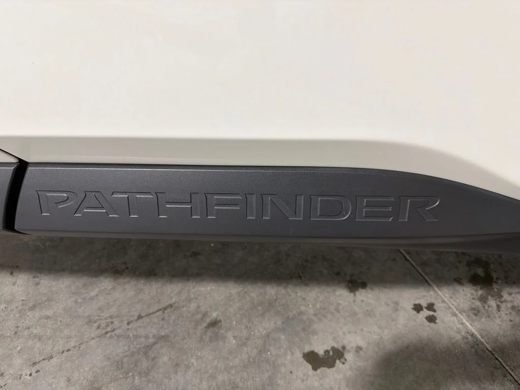 Used 2025 Glacier White Nissan SV image 10