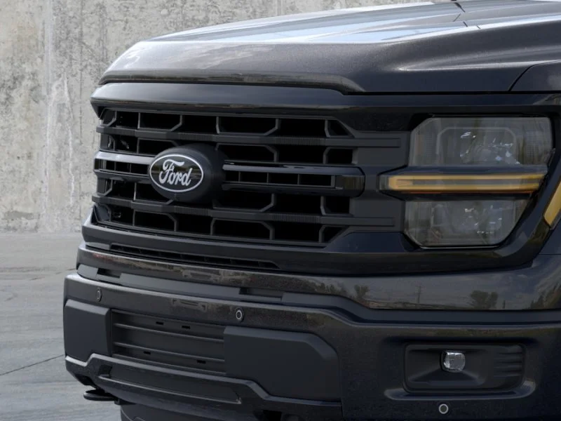 New 2026 Agate Black Metallic Ford XLT image 39