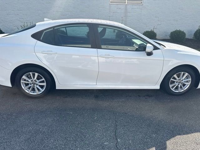 Used 2025 White Toyota LE image 8