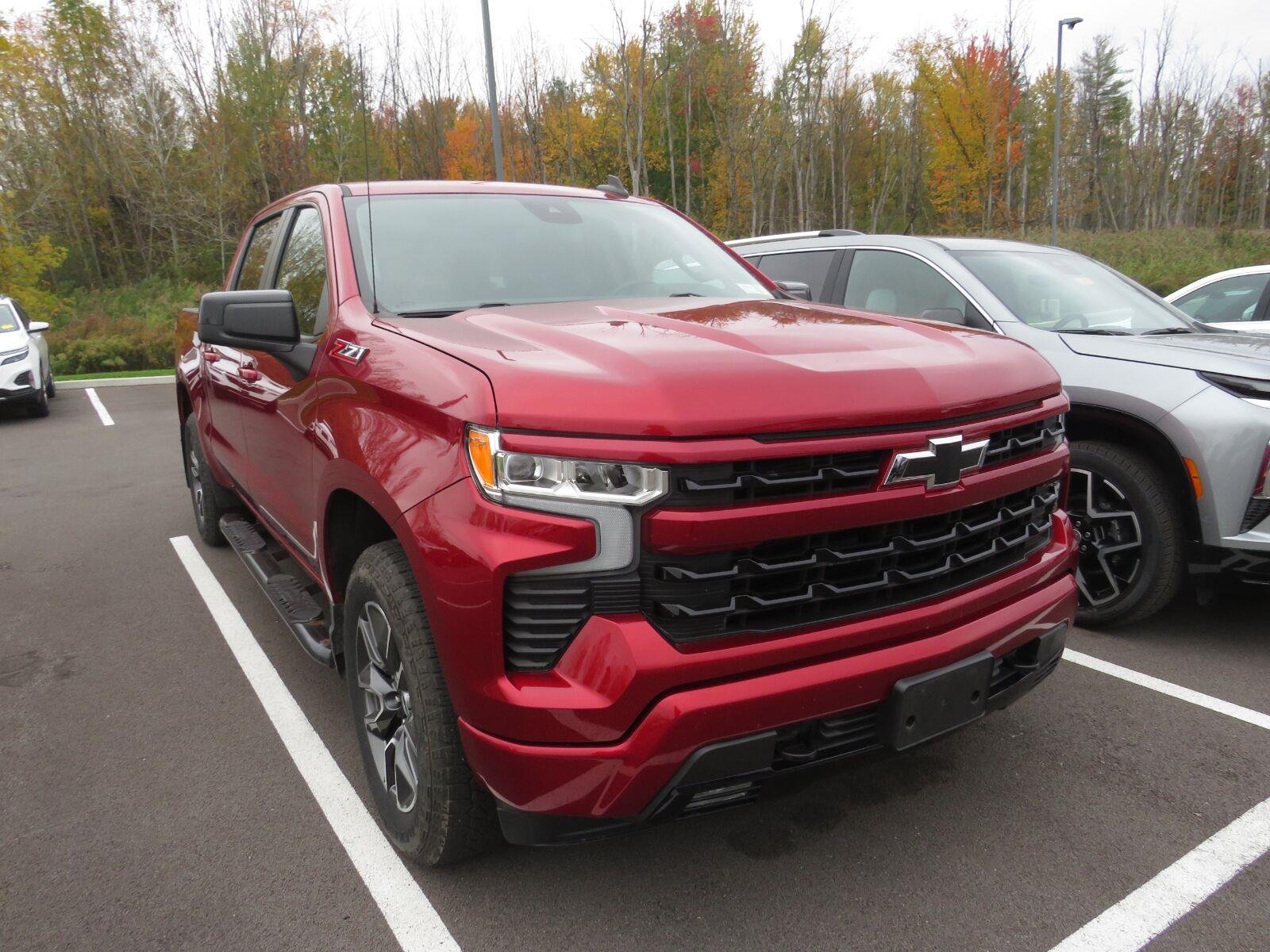 Used 2024 Radiant Red Tintcoat Chevrolet RST image 3