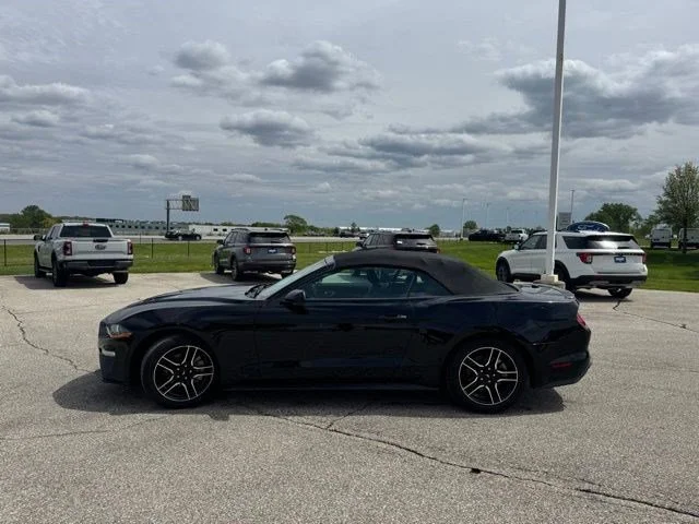 2023 Ford Mustang EcoBoost Premium - Photo 6