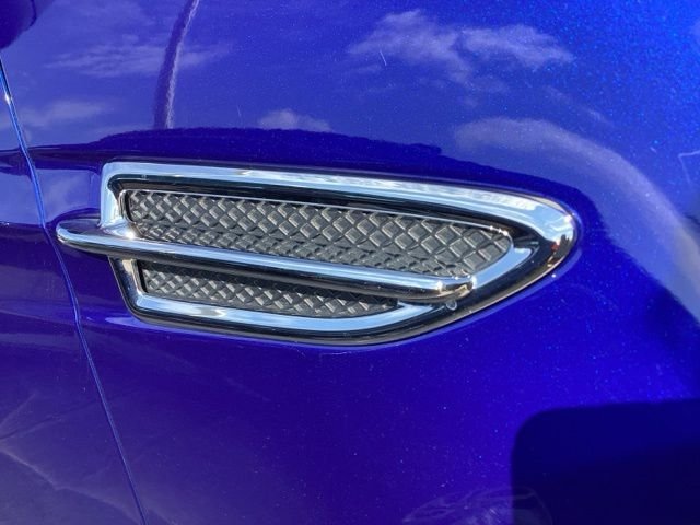 Used 2015 Blue Ford S image 10