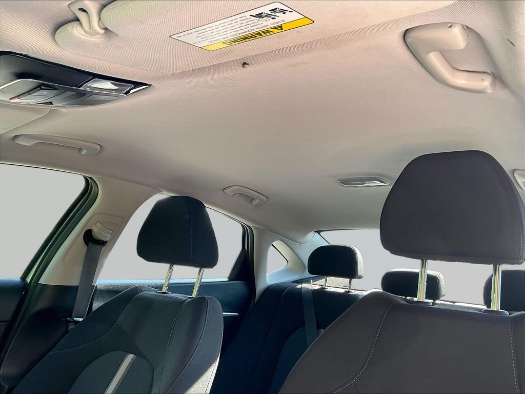 Used 2024 Silver Hyundai SEL image 7