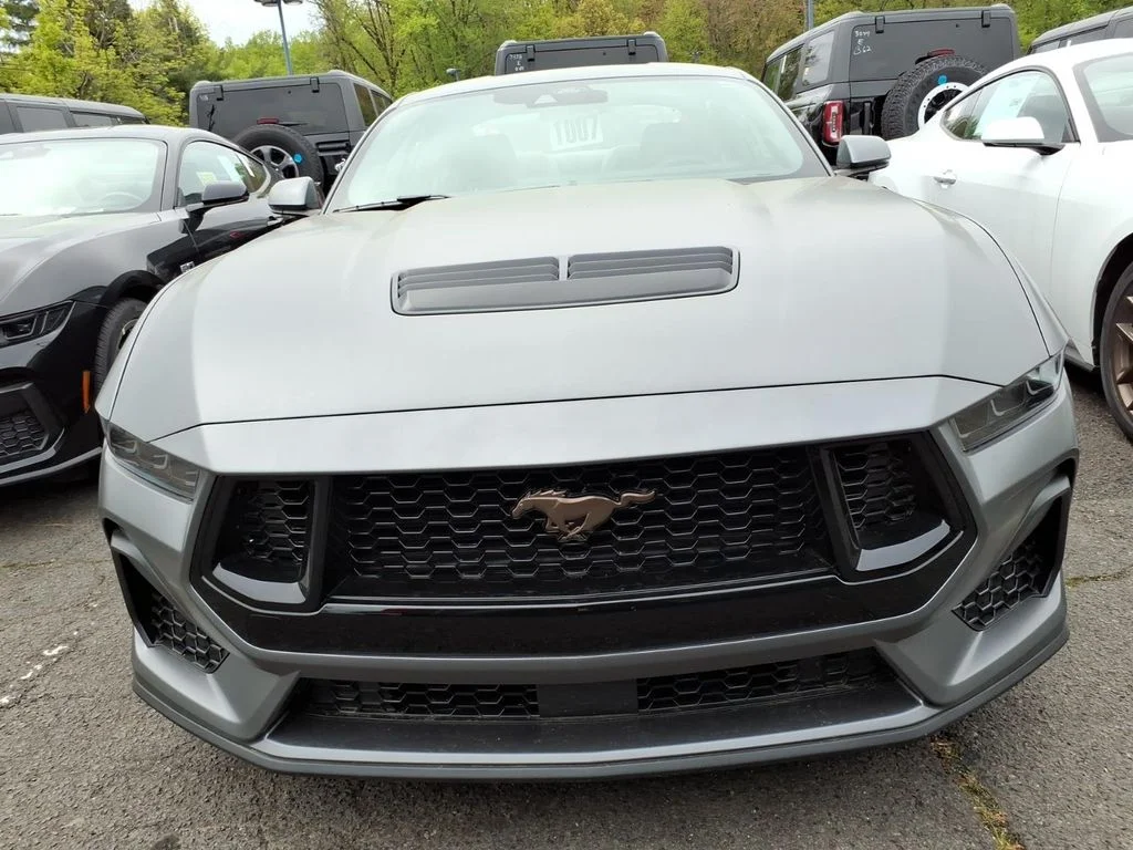 New 2026 Carbonized Gray Metallic Ford GT Premium Fastback image 2