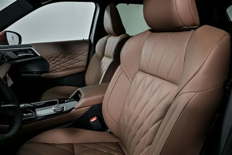 2025 Mitsubishi Outlander SEL - Photo 14