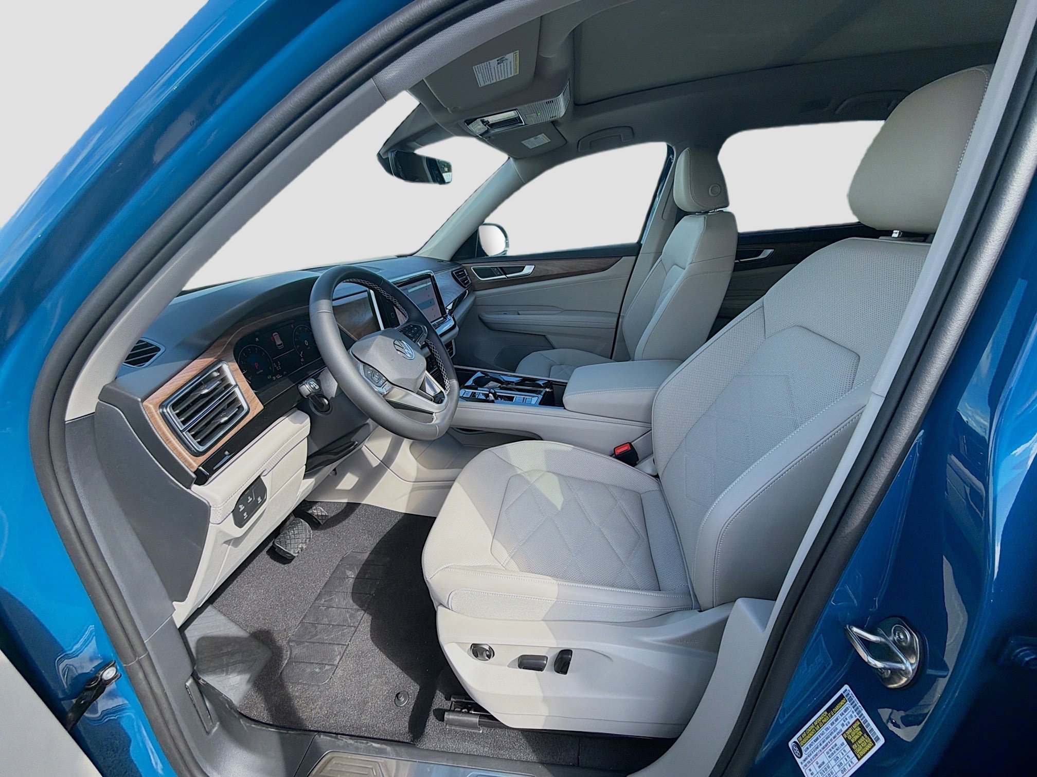 2026 Volkswagen Atlas SE w/Tech - Photo 17