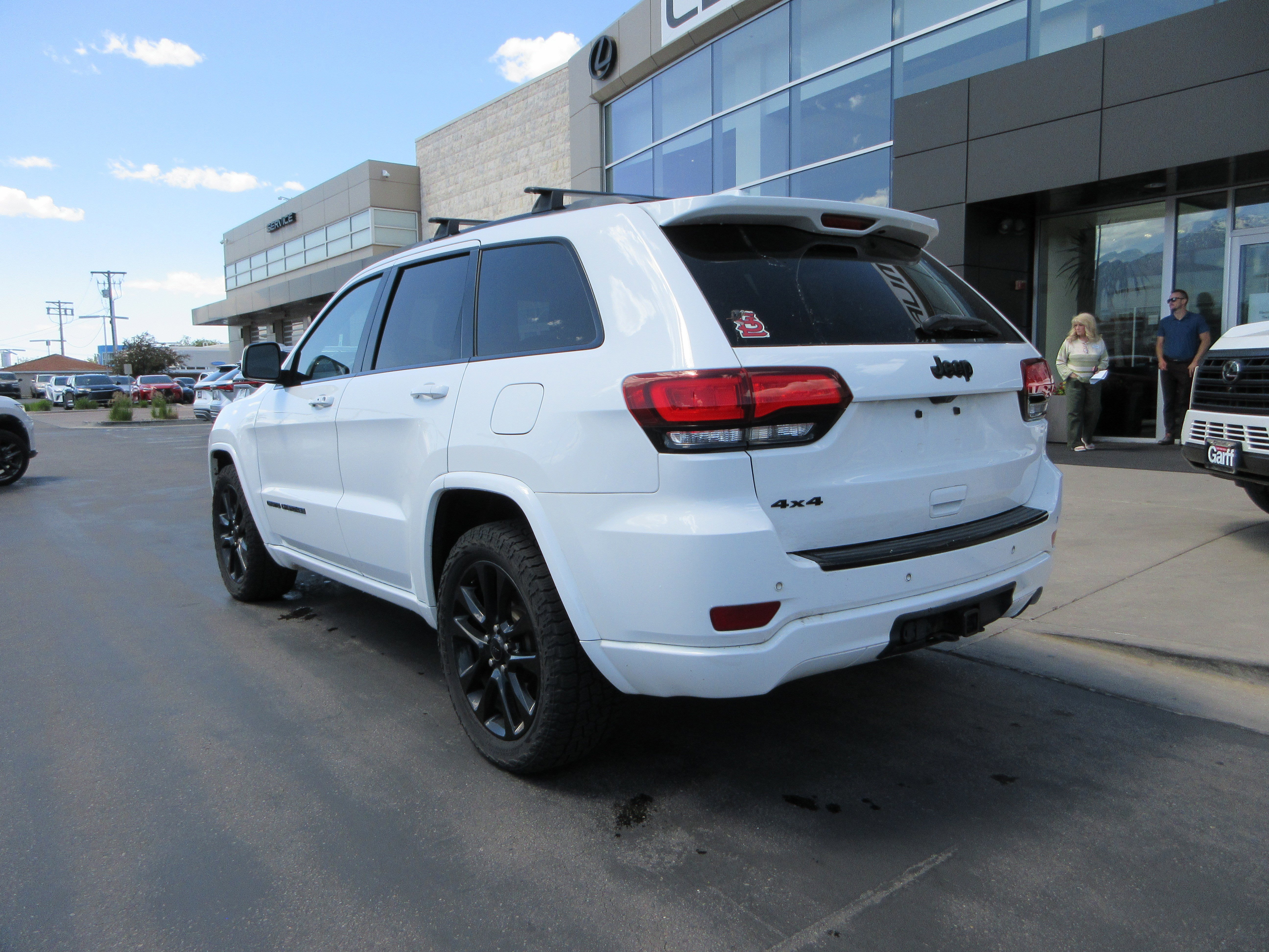 Used 2017 Bright White Clearcoat Jeep Altitude image 5