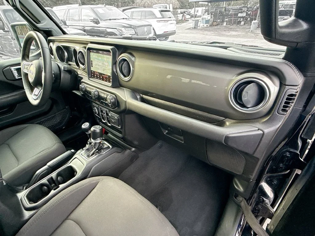Used 2023 Black Jeep Overland image 34