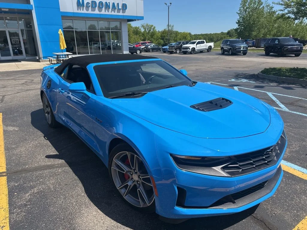 Used 2023 Rapid Blue Chevrolet LT1 image 2
