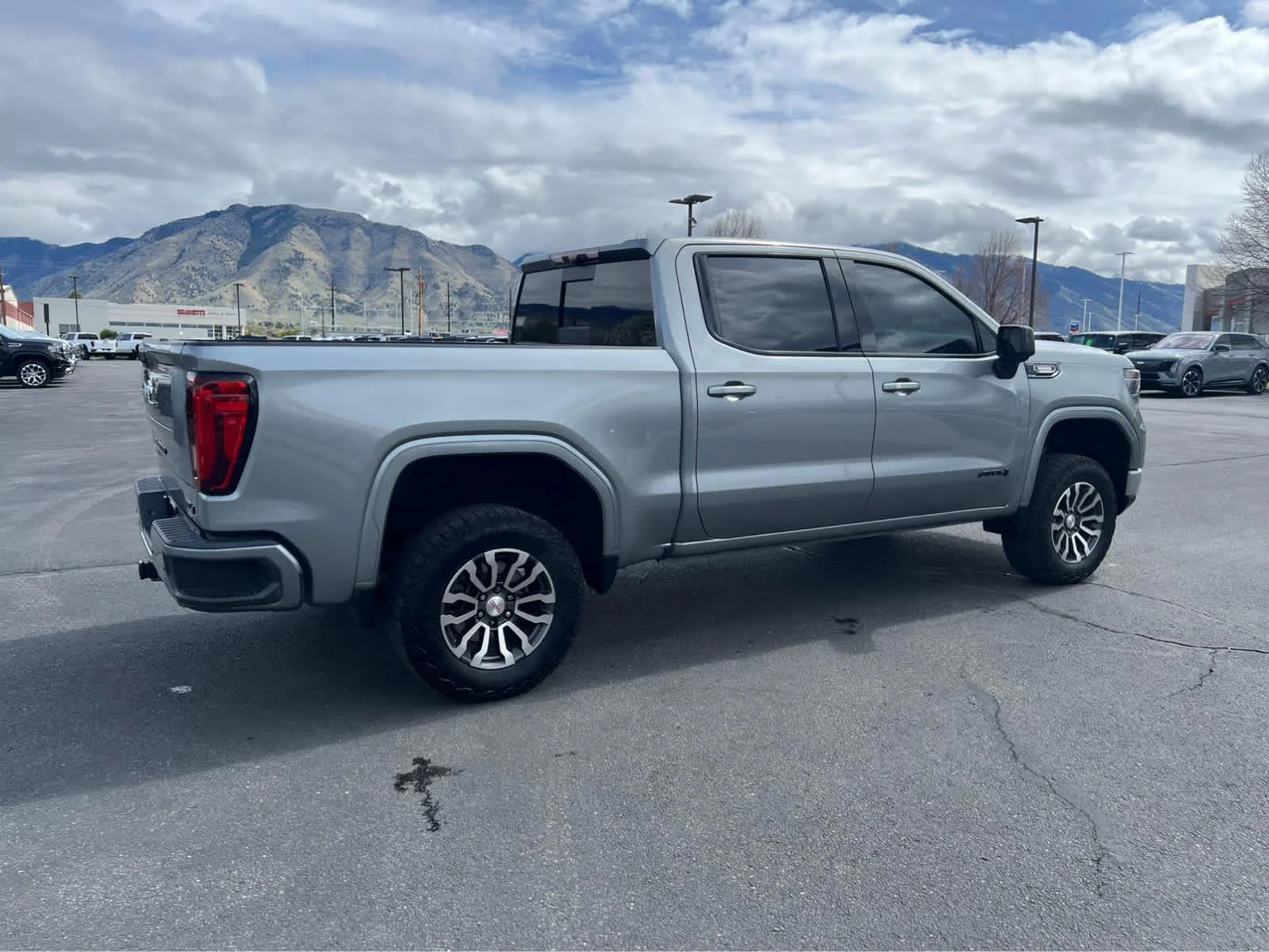 Used 2023 Sterling Metallic GMC AT4 image 5