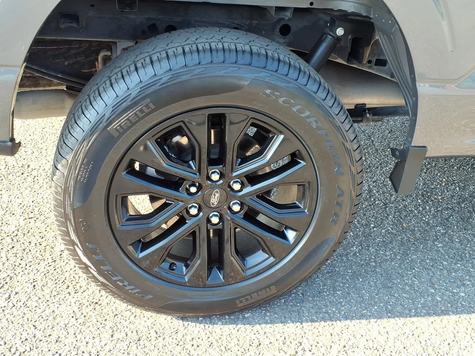 Used 2024 Carbonized Gray Metallic Ford XLT image 12