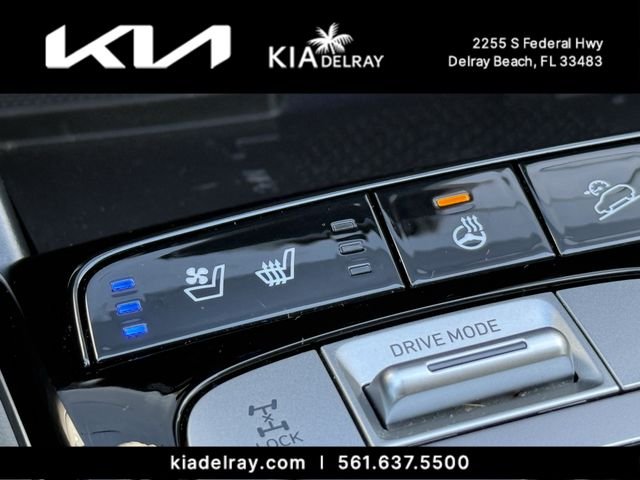 Used 2024 Gray Hyundai Limited image 26