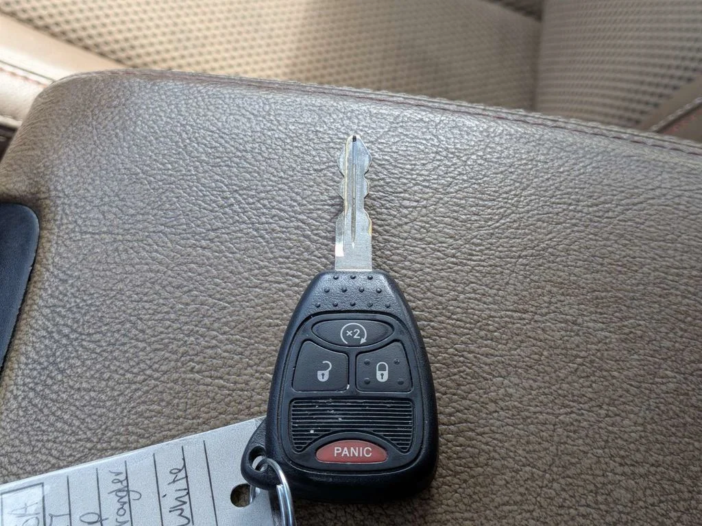 Used 2017 White Jeep Unlimited Sahara image 29