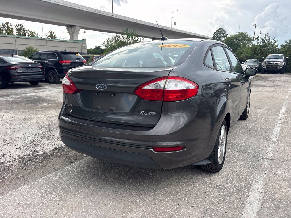 Used 2017 Gray Ford SE image 3