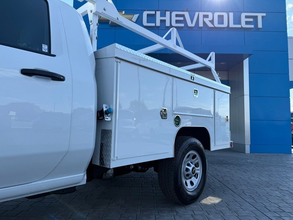 2026 Chevrolet Silverado 3500 HD Work Truck - Photo 5