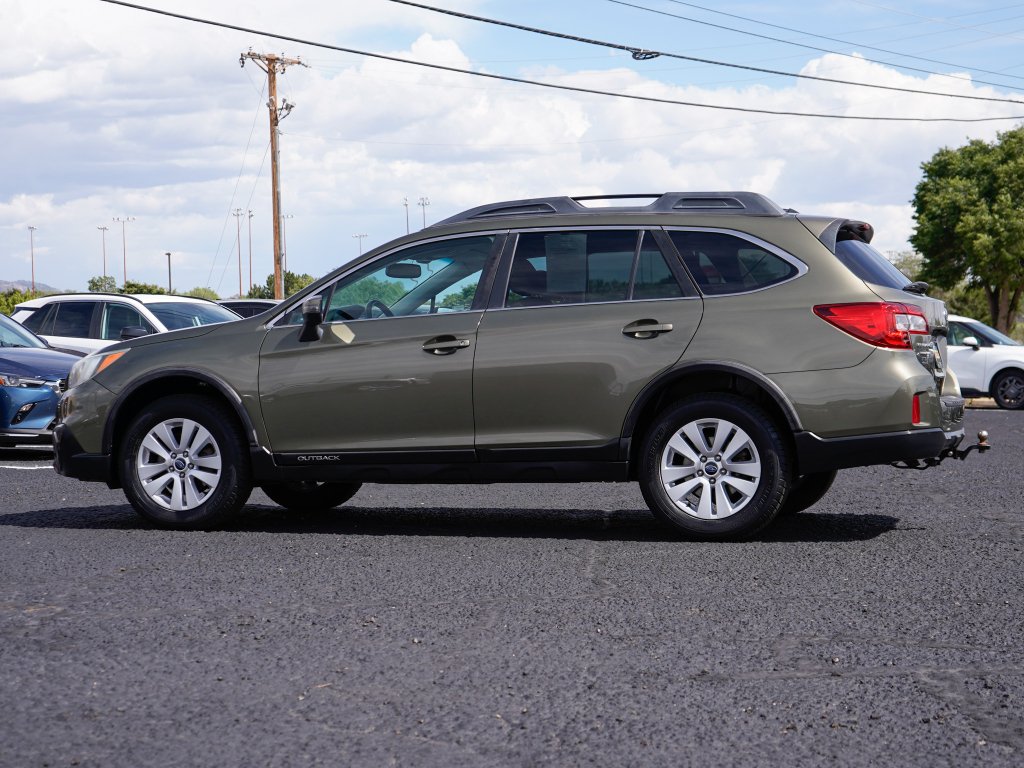 Used 2015 Wilderness Green Metallic Subaru 2.5i Premium image 8