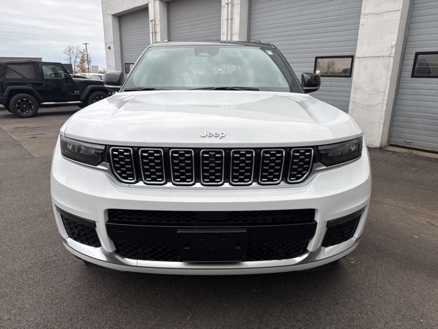 2025 Jeep Grand Cherokee L Summit photo 3