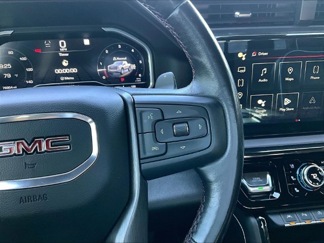 Used 2022 White GMC AT4X image 16