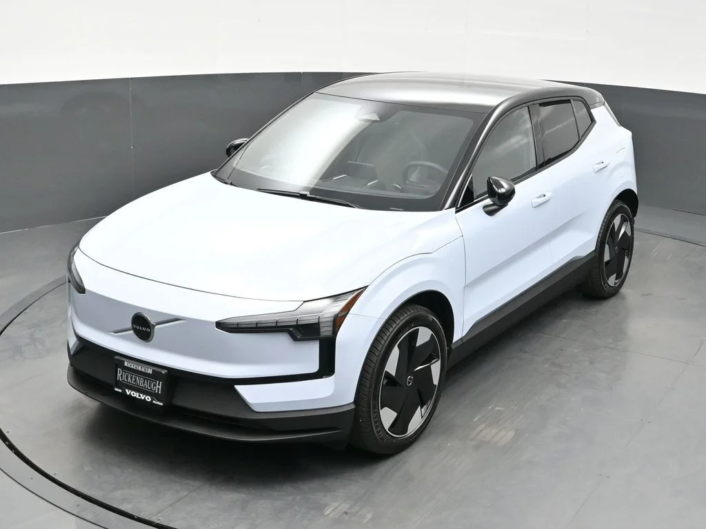 New 2026 Cloud Blue Volvo Twin Motor Performance Plus image 28