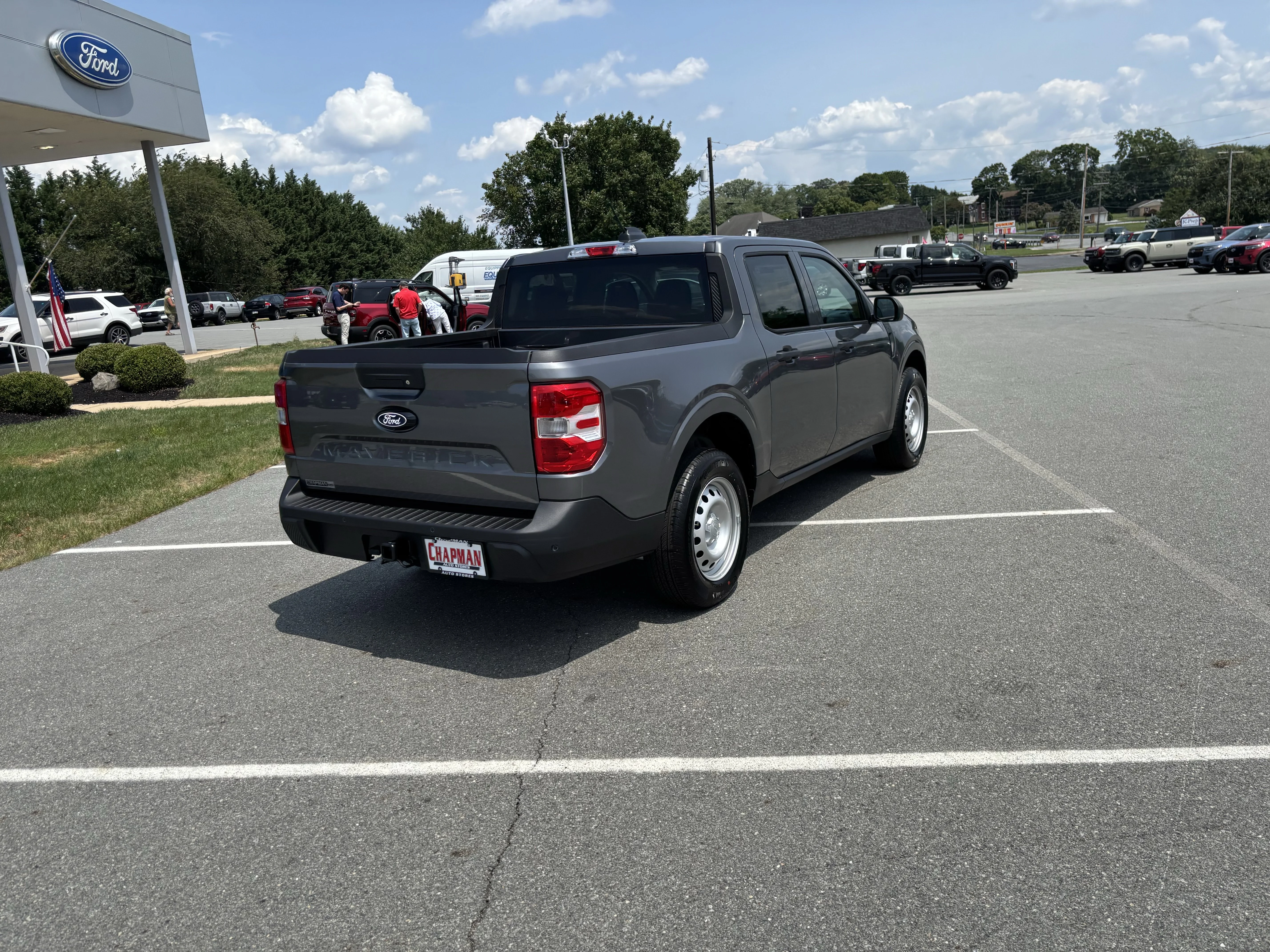 New 2026 Carbonized Gray Metallic Ford XL image 5
