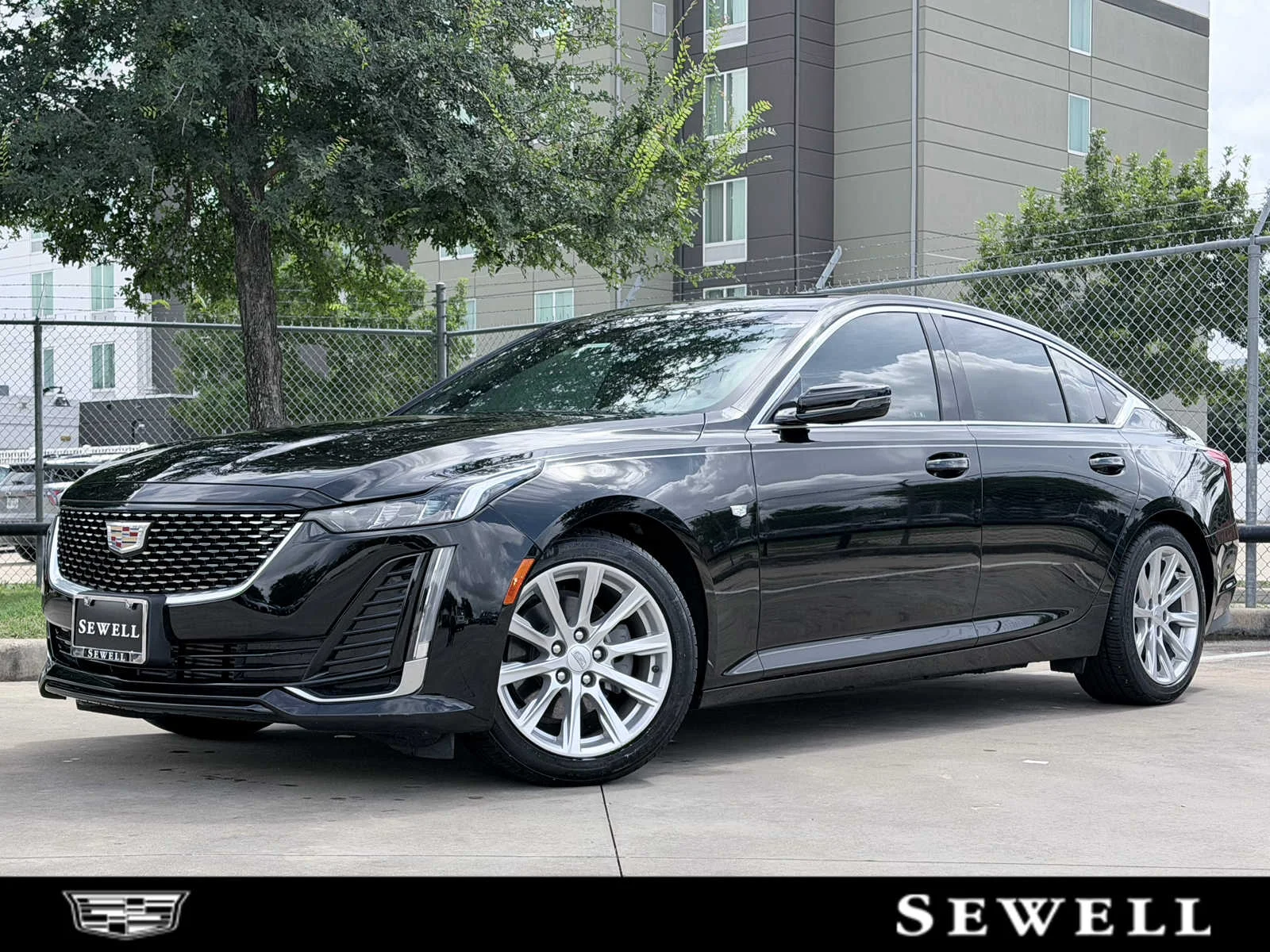 2024 Cadillac CT5 Luxury's photo