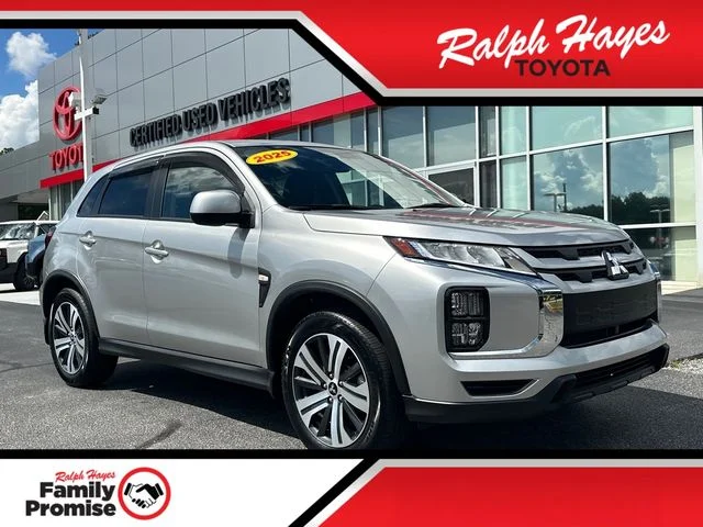 Used 2025 Silver Mitsubishi 2.0 ES image 1