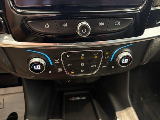 Used 2023 Northsky Blue Metallic Chevrolet LT Cloth image 21