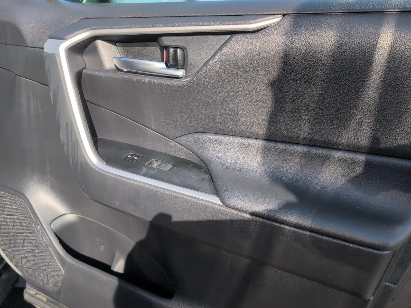 Used 2024 Magnetic Gray Metallic Toyota XLE image 37