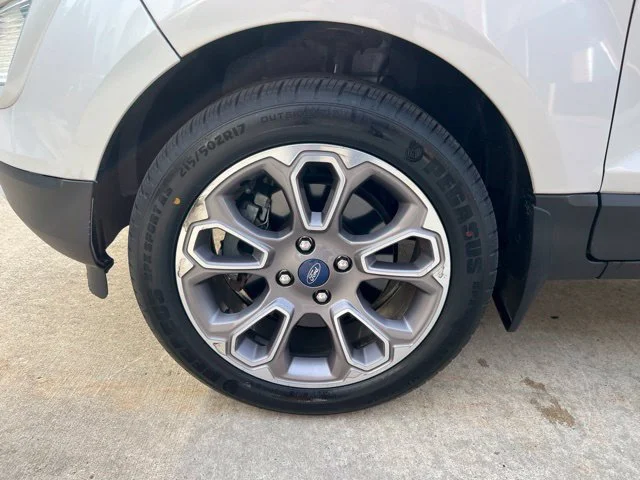 Used 2019 White Ford Titanium image 9